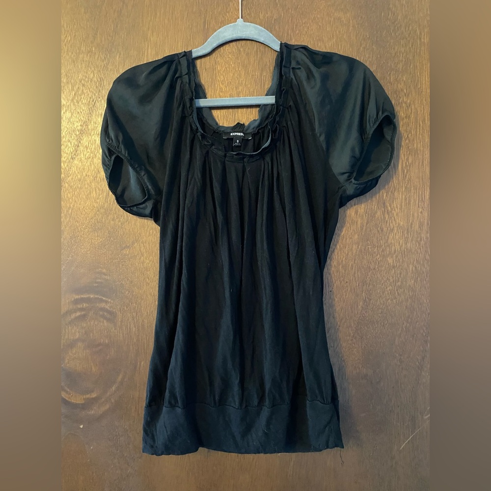 Express Elegant Black Women's Top with Satin Puff Sleeves size Small